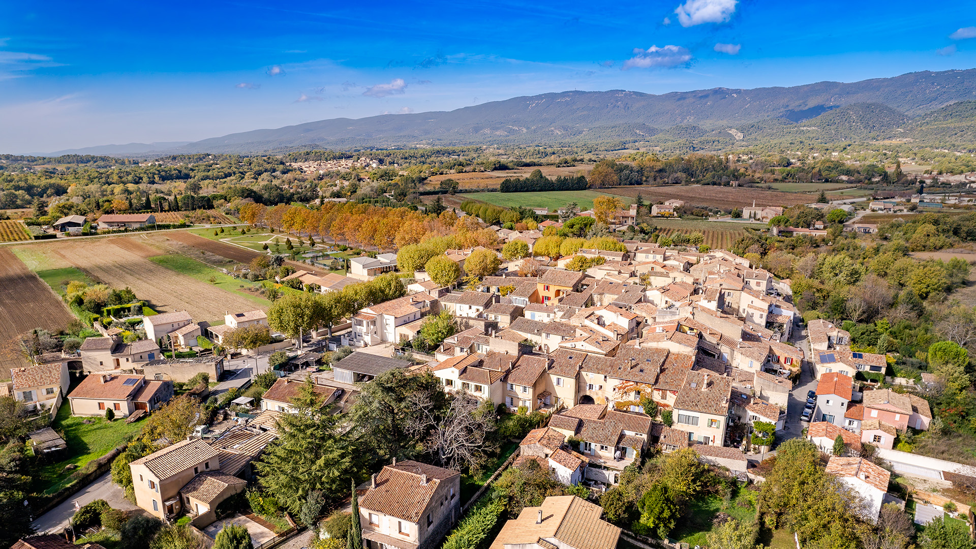 vue-village-saint-martin-de-la-brasque