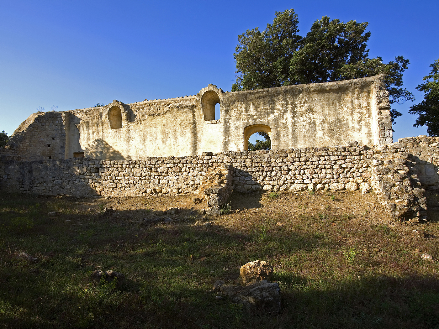 chapelle-st-julien-la-bastidonne