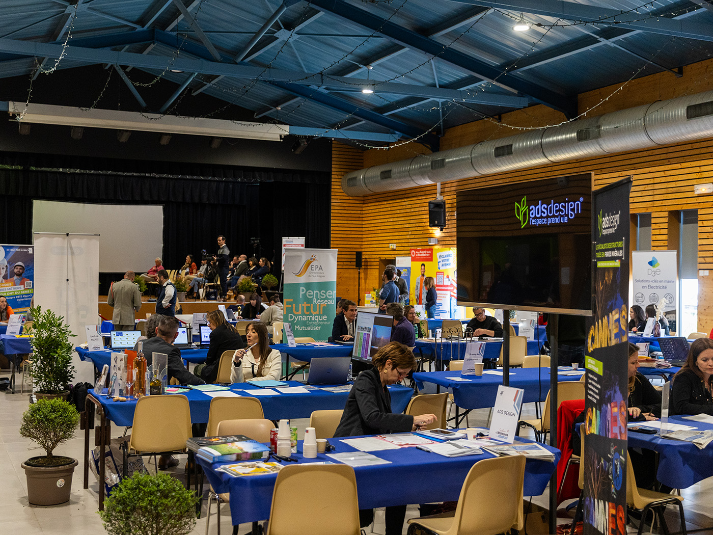 vue-salon-eco-et-emploi